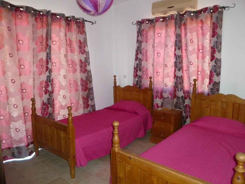 Polis Avra Family Maisonettes מראה חיצוני תמונה